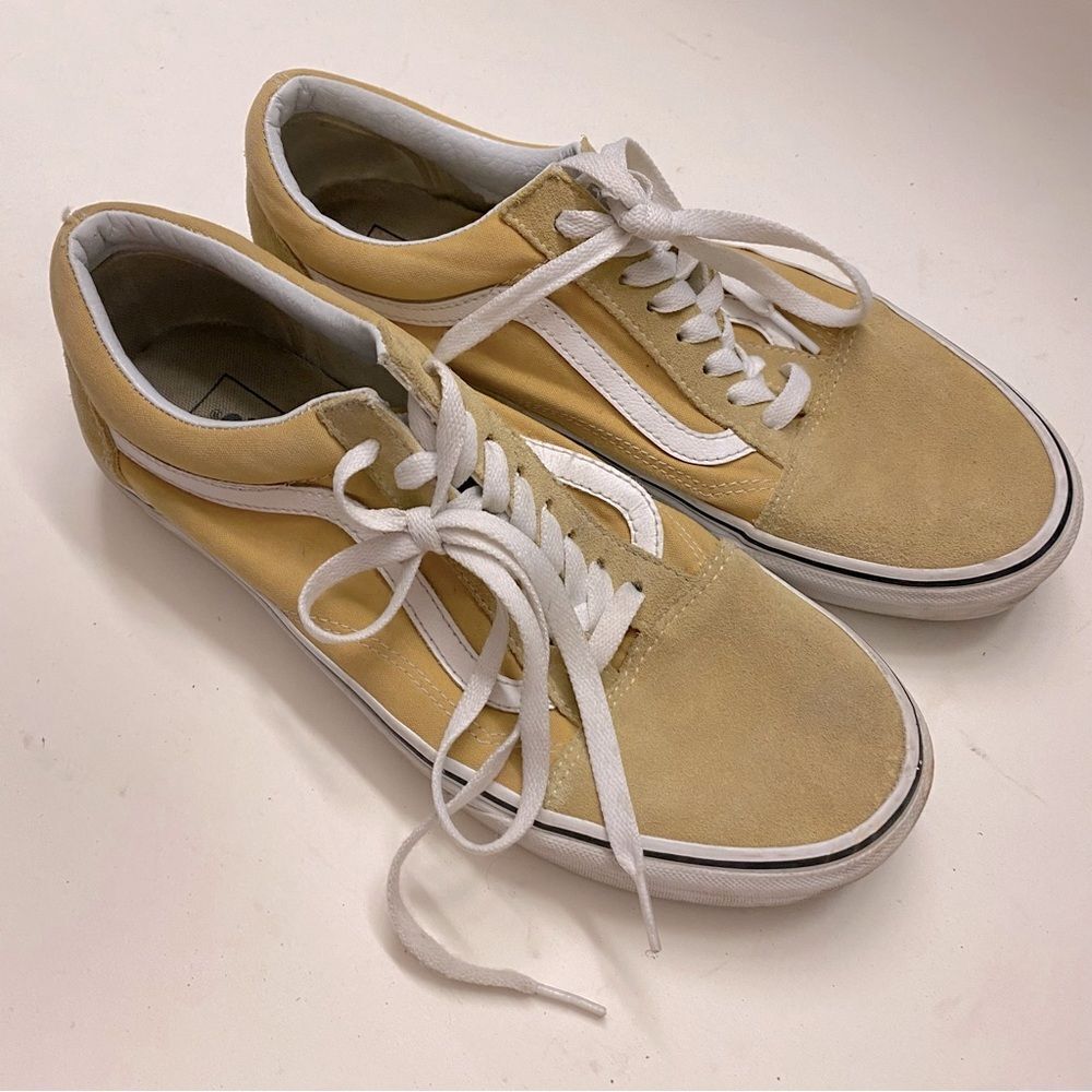 Vans yellow suede low top lace up sneaker shoes mens 9 women’s 10.5